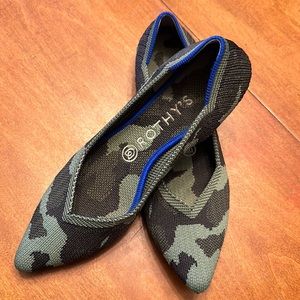 Like New Camo Rothy’s!